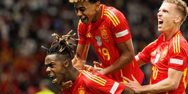 Nico Williams splashes out on luxury Marbella mansion as Arsenal rumours heat up