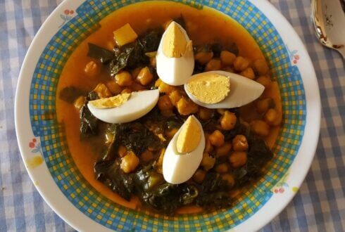 LIFE IN SPAIN: Bar-hopping during holy week - CSN News