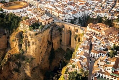Doctors, nurses and 34 tonnes of water at the ready: Spain’s gruelling 101-kilometre ultramarathon returns to Malaga - CSN News