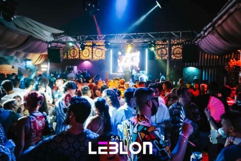 Malaga nightclub in Spain evacuated after ‘jealous girlfriend emptied entire can of pepper spray into her boyfriend’s face’ - CSN News