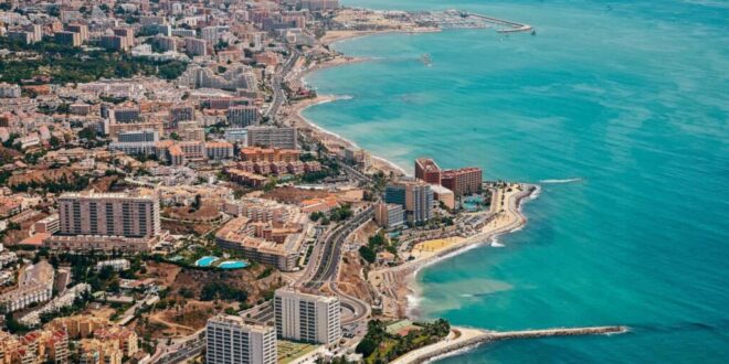 Benalmadena slapped on wrist for overspending