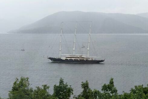 Giant sailing yacht stuns onlookers as it docks in Malaga