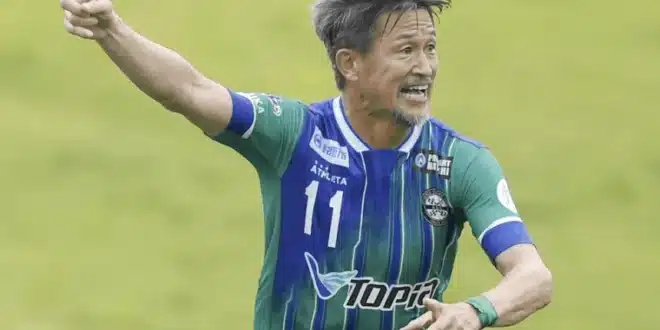 Meet the oldest professional football player
