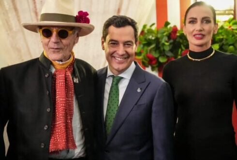 British actor Jeremy Irons gets special welcome as he attends the Sevilla Fair in Spain