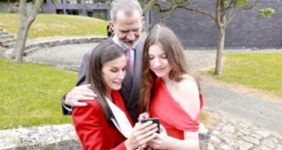 King and Queen of Spain celebrate as Infanta Sofia graduates from prestigious British boarding school – two years after sister Princess Leonor