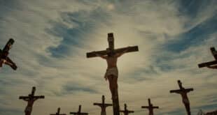 John Cleese, Holy Week and the Andalusian “revelation”: religious tourism with a British twist