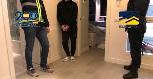 Police raid huge €20 MILLION Chinese and Arab ‘mafia crypto bank’ based in Spain