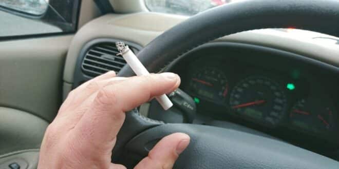 Fines for smoking at the wheel: What every driver in Spain really needs to know