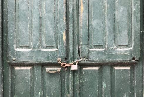 Squatters find new way to beat evictions in Spain after law change