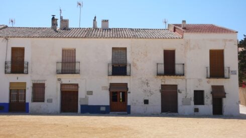 Popular day-trip island off Costa Blanca to ban all new construction