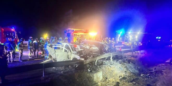 AP-7 crash kills four after robbery in Malaga