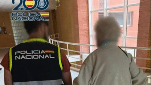 ‘Carer’ uses elderly woman’s cash card at ATM to clear out her bank account in Spain