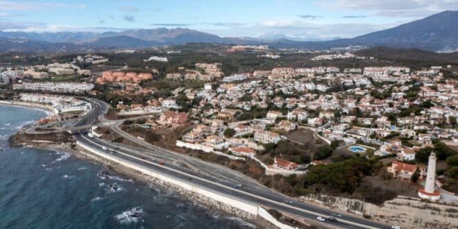 Squatters thwarted, but situation unresolved