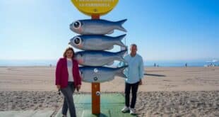 Torremolinos adds quirky beach showers