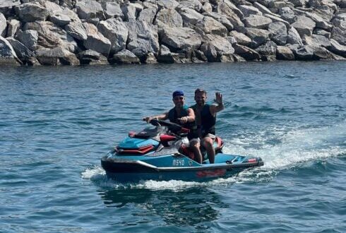 WATCH: Former England winger David Bentley wows Marbella with one-handed jetski beer catch