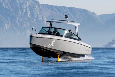 Electric ferry skims across the sea from Spain to Africa for just €8