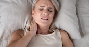 Suffering from neck pain after sleeping? You might need a special neck pillow