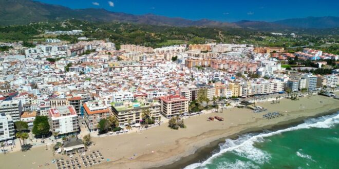 Estepona slashes property tax after paying its debts