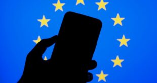 Hidden EU mobile fees: Tourists warned of surprise roaming charges on European trips