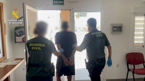 Irish knifeman arrested for slashing neck of fellow countryman in Costa Blanca street