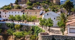 Street thieves ordered by court to stay out of Costa Blanca tourist area