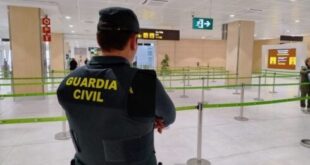 Police officer bitten by man fuming over lost luggage at Mallorca airport