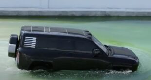 Floating, moonwalking car spins heads in Puerto Banús