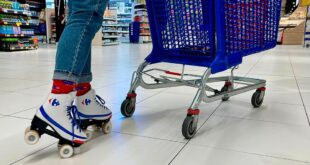 Get your skates on! Carrefour invites customers to shop skating