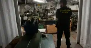 Guardia Civil rescues 18 migrants from illegal tobacco factory