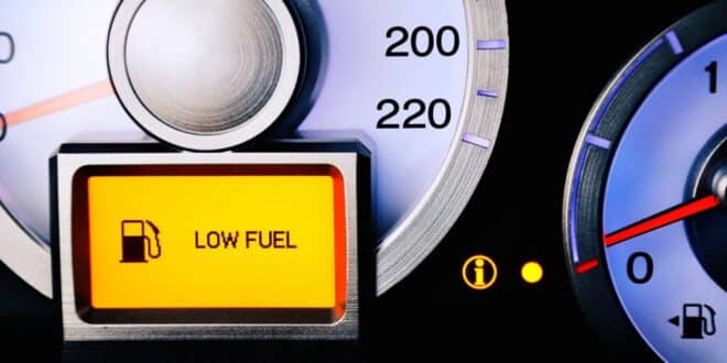 Fuel-light on? The €200 mistake Spanish drivers keep making