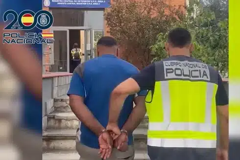 Cops bust ‘holiday car jackers’ who stripped 50 motors from Madrid airport car park for black market in Morocco