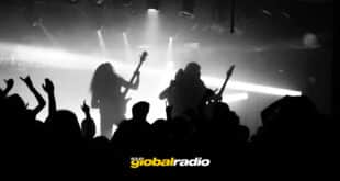 Crush Band At Salon Varietes