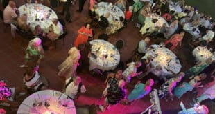 Simply Thriving community together at the Late Summer Soirée