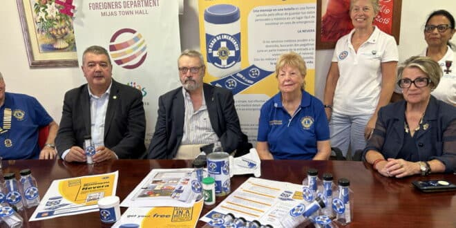 Mijas endorses La Cala Lions message in a bottle
