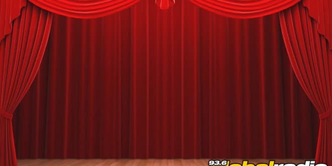 Guys And Dolls At Salon Varietes