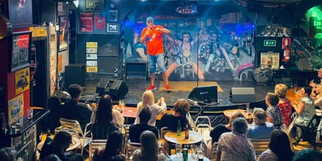 Louie Louie goes LOL: British talent brings the funny to Estepona