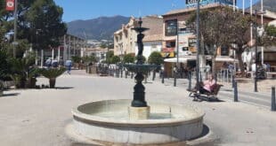 Outlet Avenida de la Constitucion street shopping fest