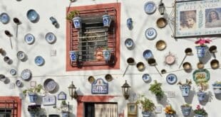 How to hang Spanish wall plates for timeless style at home