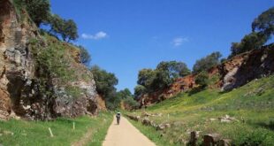 These are five of the most spectacular hiking trails to do in Spain's Andalucía region this autumn