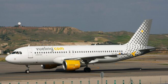 Vueling steps in to fill Ryanair's shoes and offers Spain's airports 1.5 million new seats