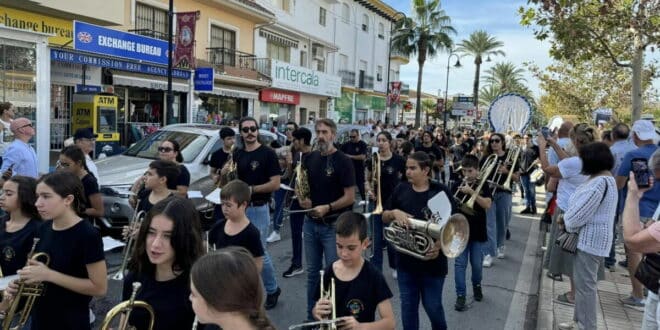 Guide to Santa Teresa festivities in La Cala de Mijas