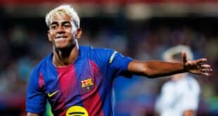 Lamine Yamal stops signing autographs as his signature becomes a business venture