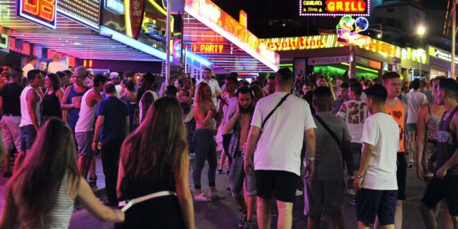 Brit tourism conference held in 'formerly' boozy resort of Magaluf