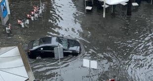 Huelva and Seville hit hardest as floods cause over 900 emergencies and one man fights for his life