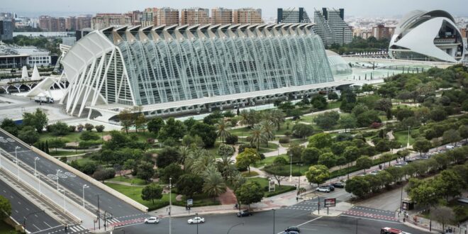 Blast off with Da Vinci and dinosaurs as Valencia’s Museu de les Ciències turns 25