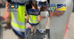 Love-hug gang stole jewellery and watches from victims across Spain with items sent in parcels to Romania