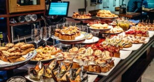 Las Lagunas Tapas Route: Flavoursome adventure in Mijas