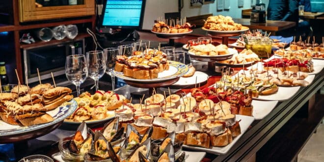 Las Lagunas Tapas Route: Flavoursome adventure in Mijas