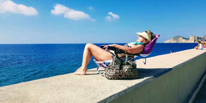 'Tourism is no longer the main driver of the Spanish economy' as growth figures are halved