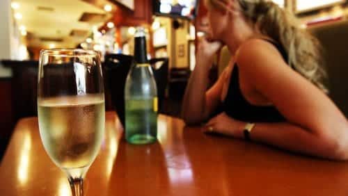 BE AWARE: Marbella’s Puente Romano hotel boss backs the Olive Press’ ‘important’ Smash the Spiking campaign 